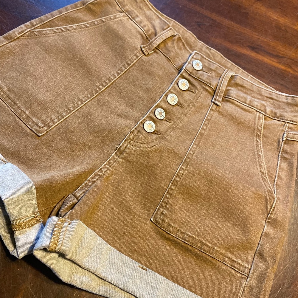 High-Waist Brown Denim Button-Front Shorts - Picture 4 of 5
